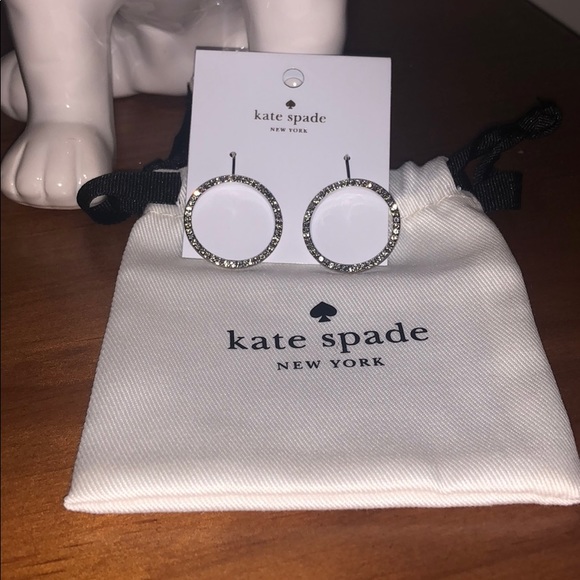 Super Cute Kate Spade ♠️ Full Circle Earrings 🌸 - Picture 3 of 4